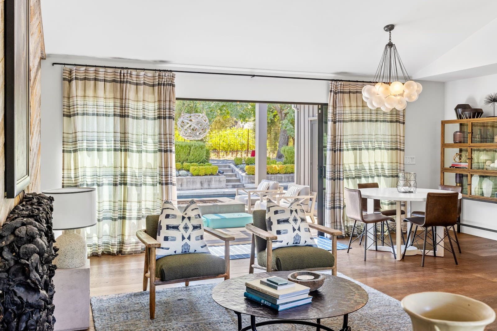 St. Helena, California, USA — 2-Bed House 3