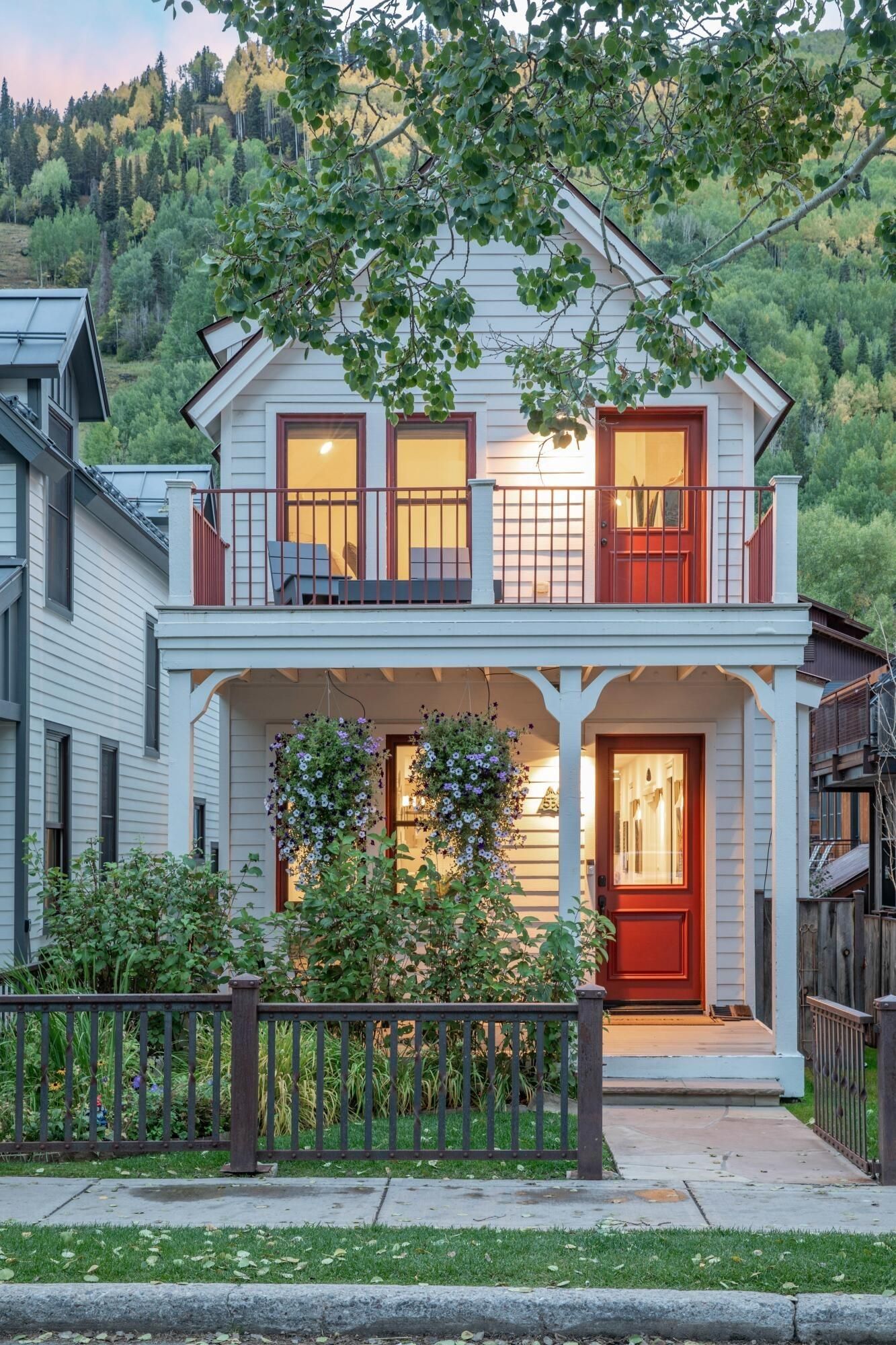Telluride, Colorado, USA — 6-Bed Historic Home Steps From The Gondola — photo 1