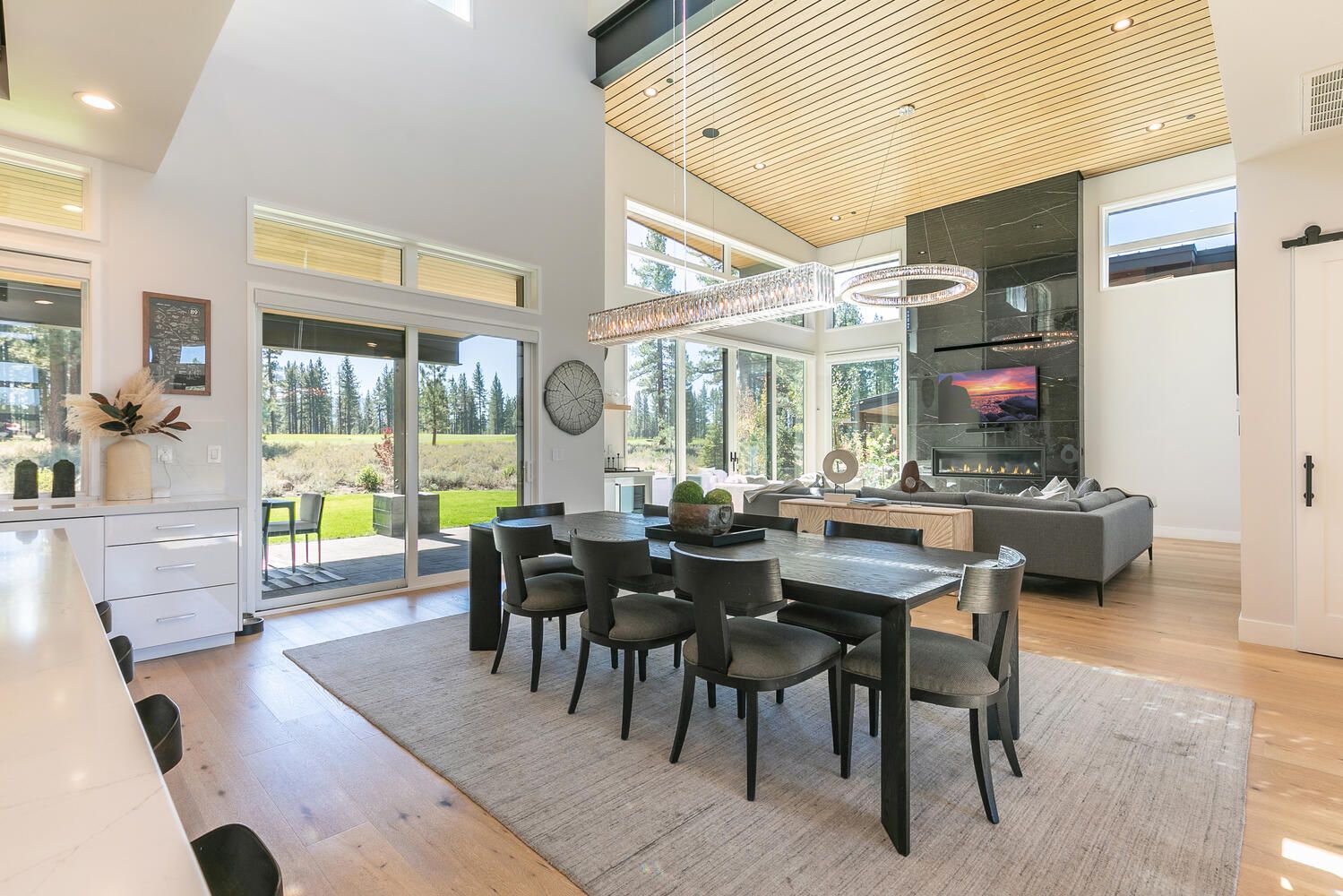Truckee, Californie, États-Unis — Maison avec 4 chambres et piscine 3