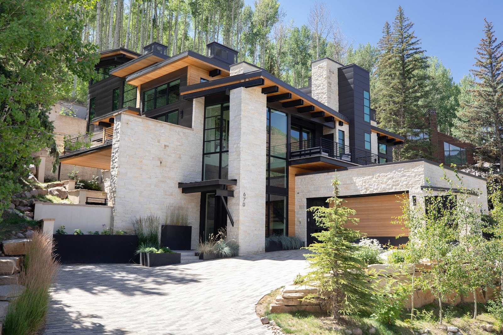 Vail, Colorado, EE. UU. — Casa con 4 dormitorios y jacuzzi 1