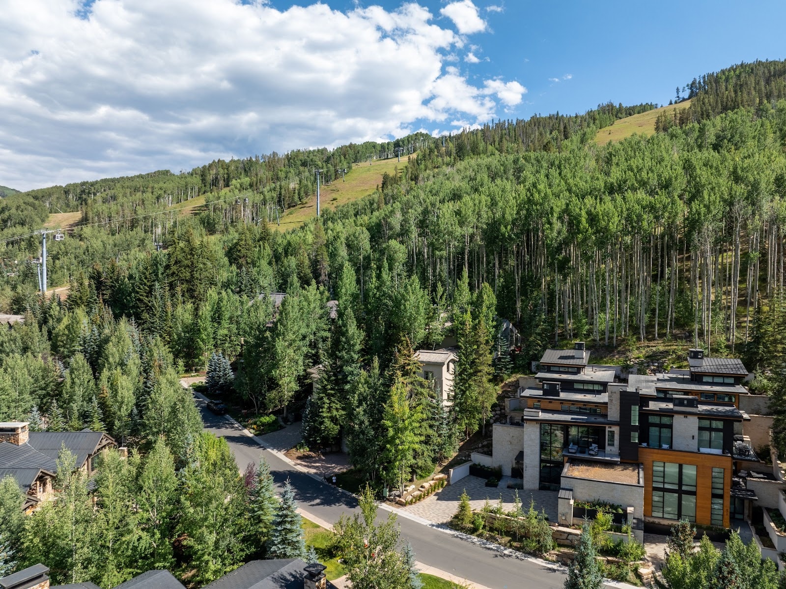 Vail, Colorado, USA — Haus mit 4 Schlafzimmern und Whirlpool — photo 2