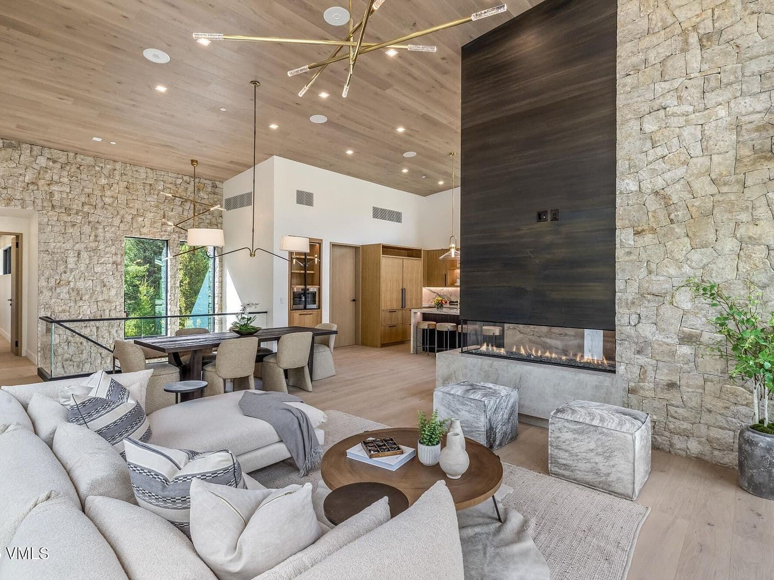 Vail, Colorado, USA — 5-Bed House 2