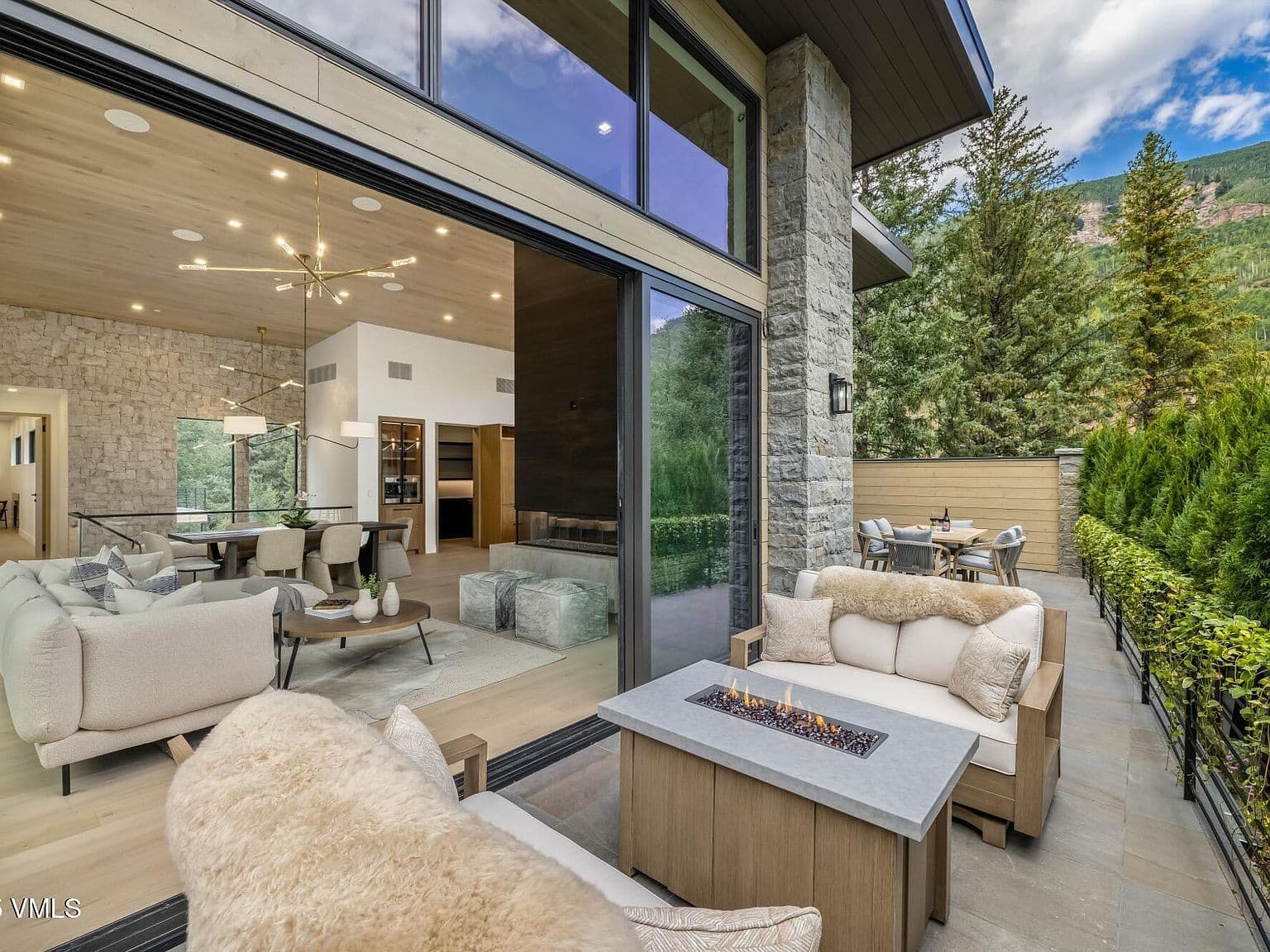 Vail, Colorado, USA — 5-Bed House 3