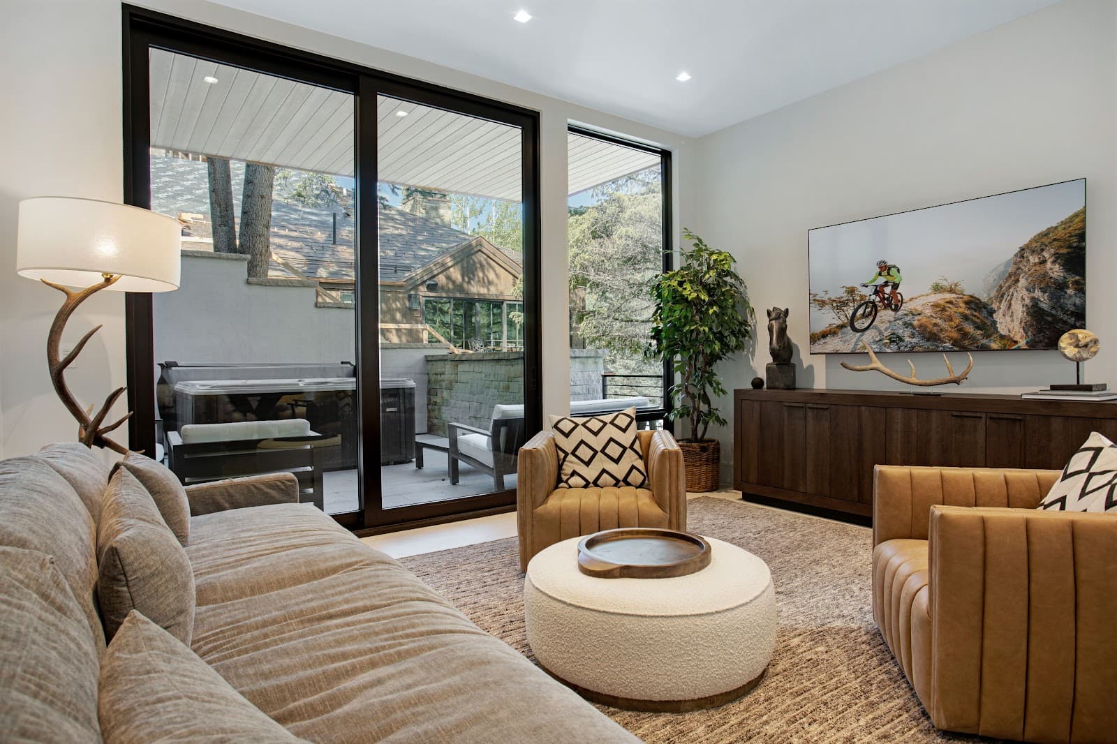 Vail, Colorado, USA — 5-Bed House With Hot Tub 3