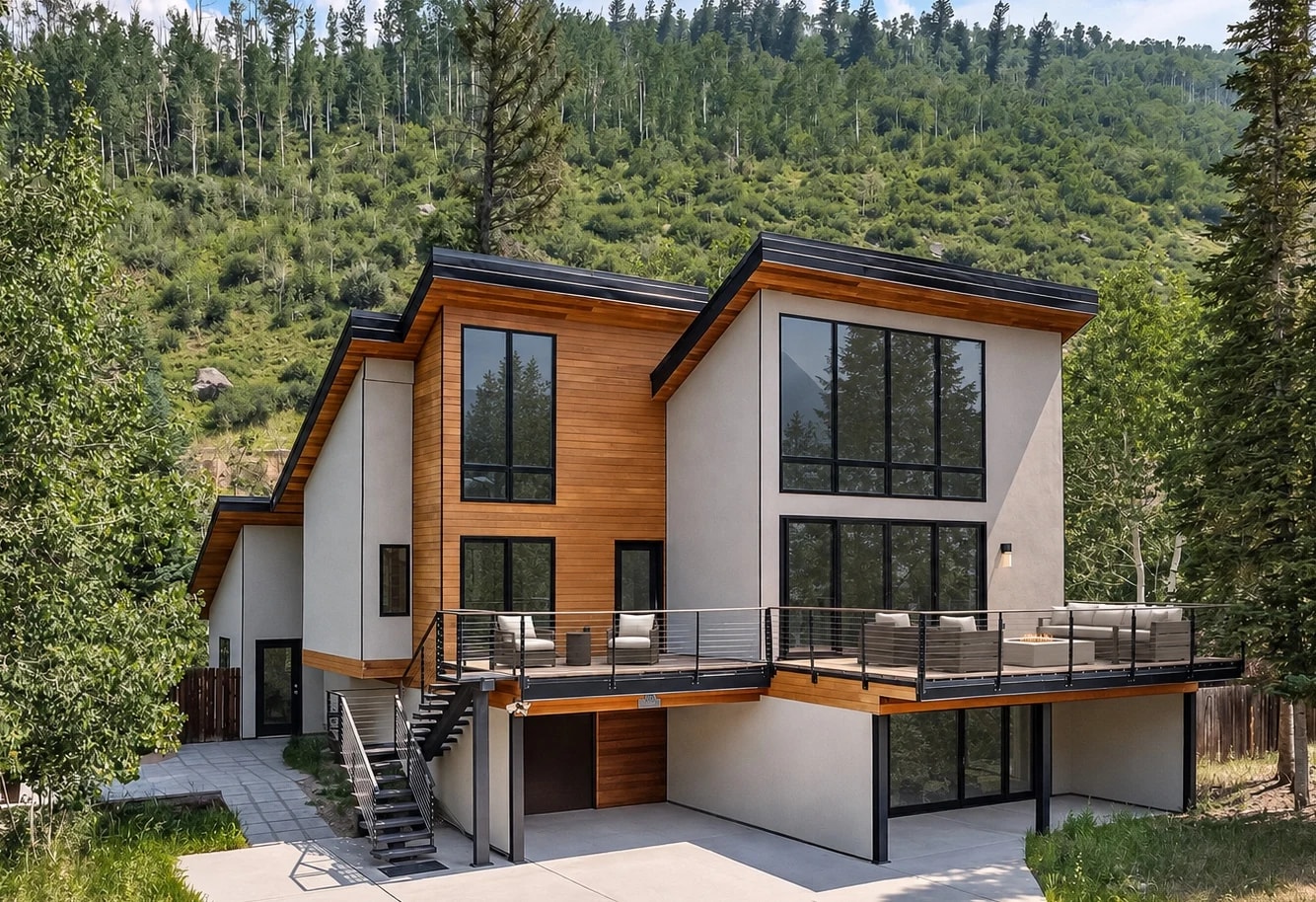 Vail, Colorado, USA — 5-Bed Modern Chalet With Sauna & Hot Tub — photo 1