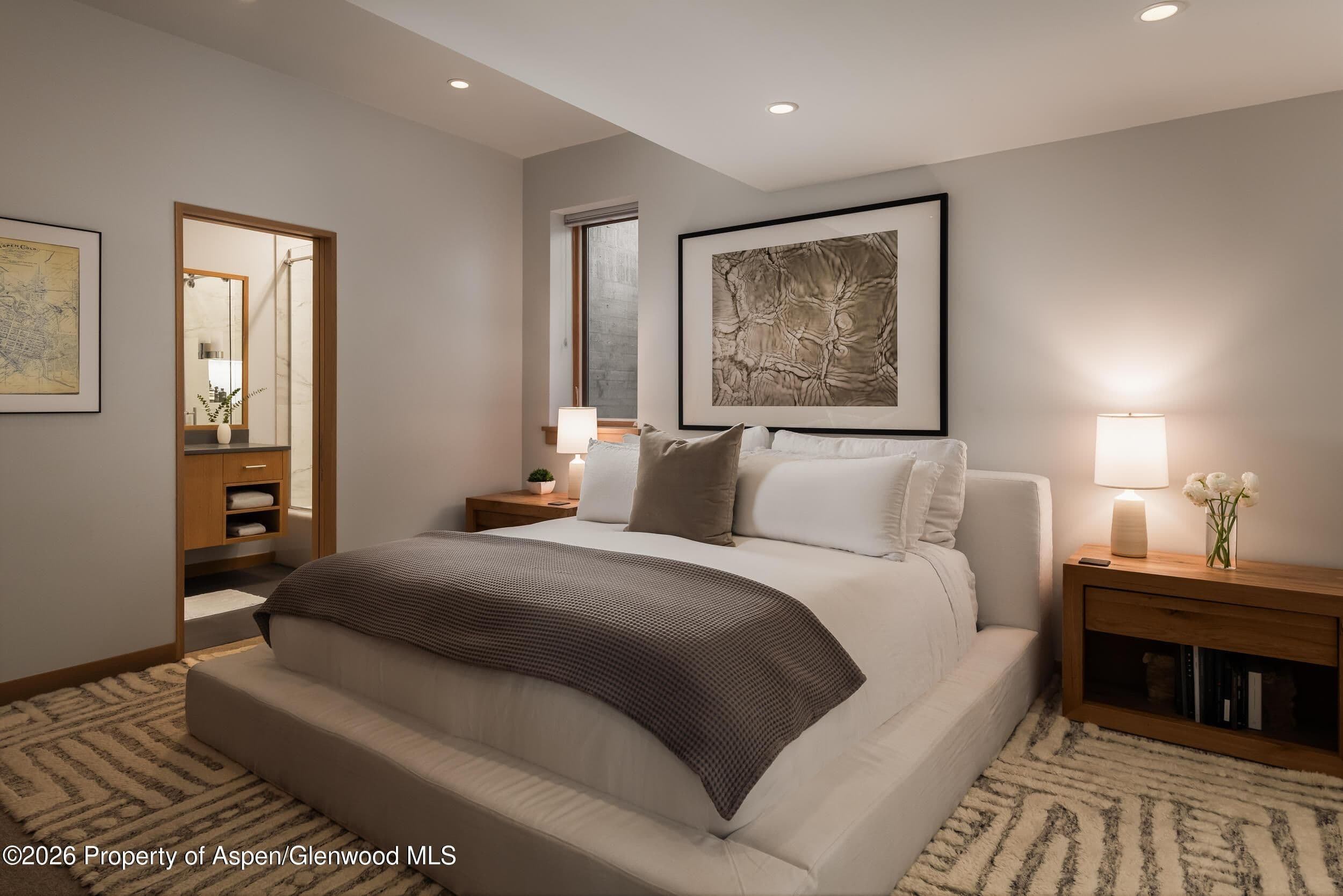 Aspen, Colorado, USA — 4-Bed House With Modern Design — photo 3