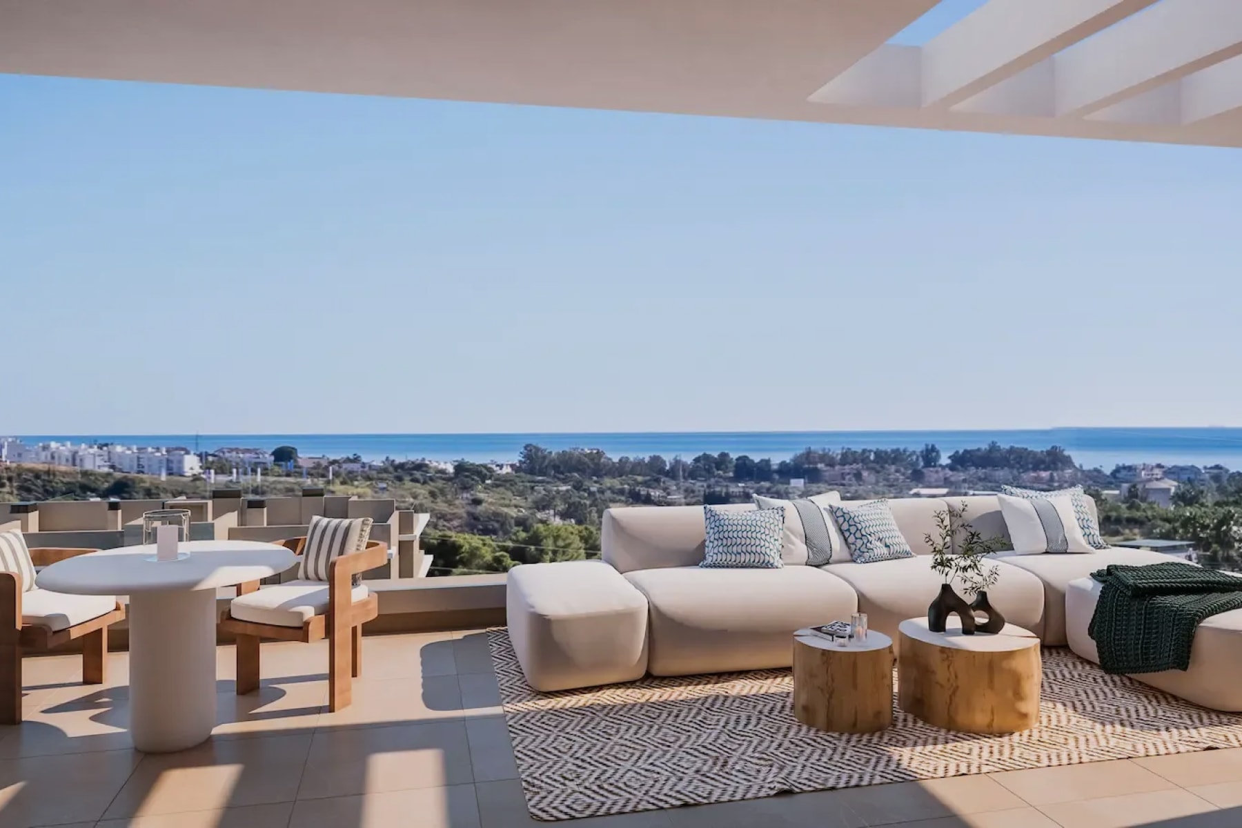 Estepona, Costa del Sol, Spain — 2-Bed Apartment With Sea Views — photo 2