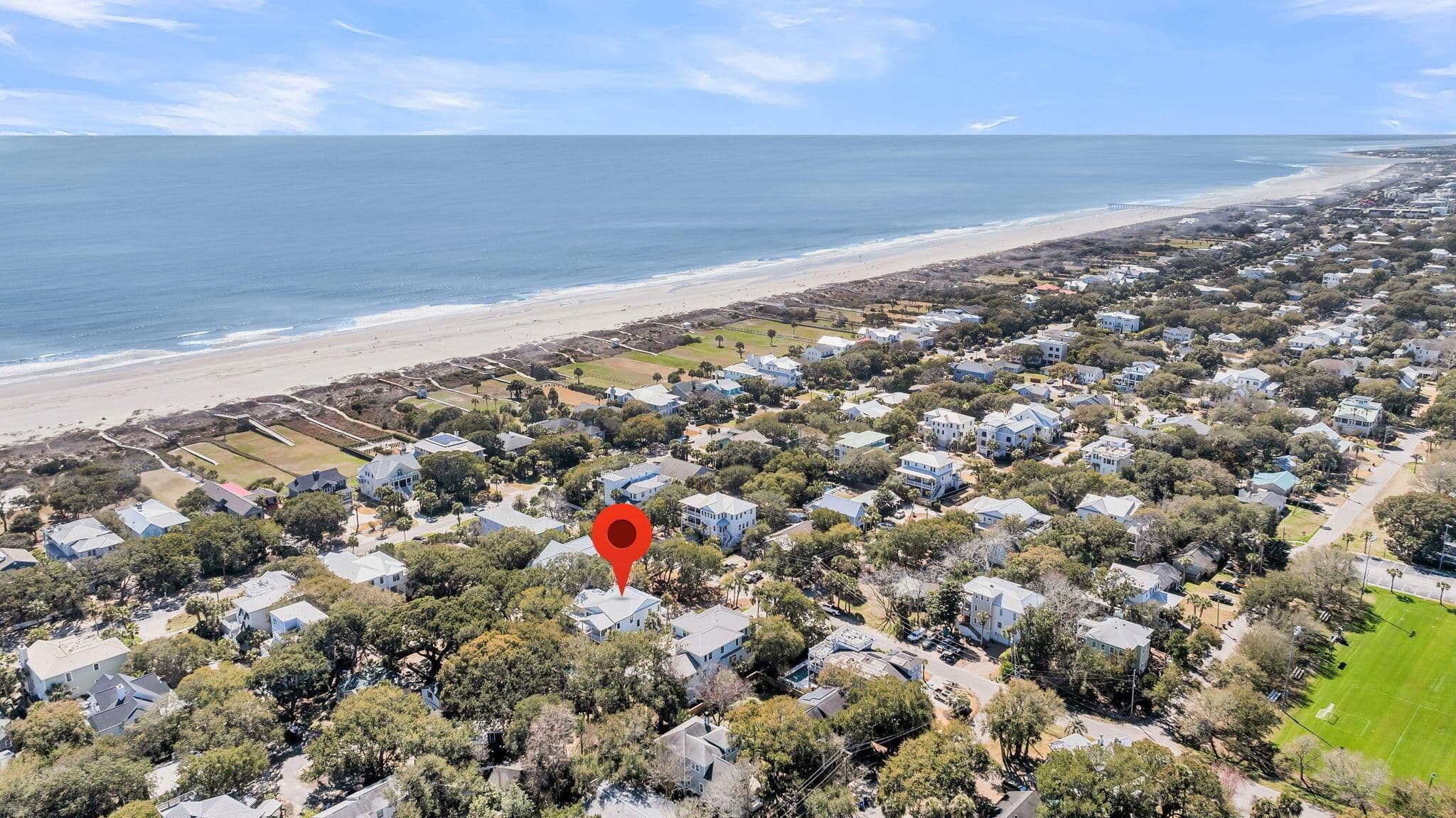 Isle Of Palms, South Carolina, USA — 6-Zimmer-Haus mit Pool & Aufzug — photo 3