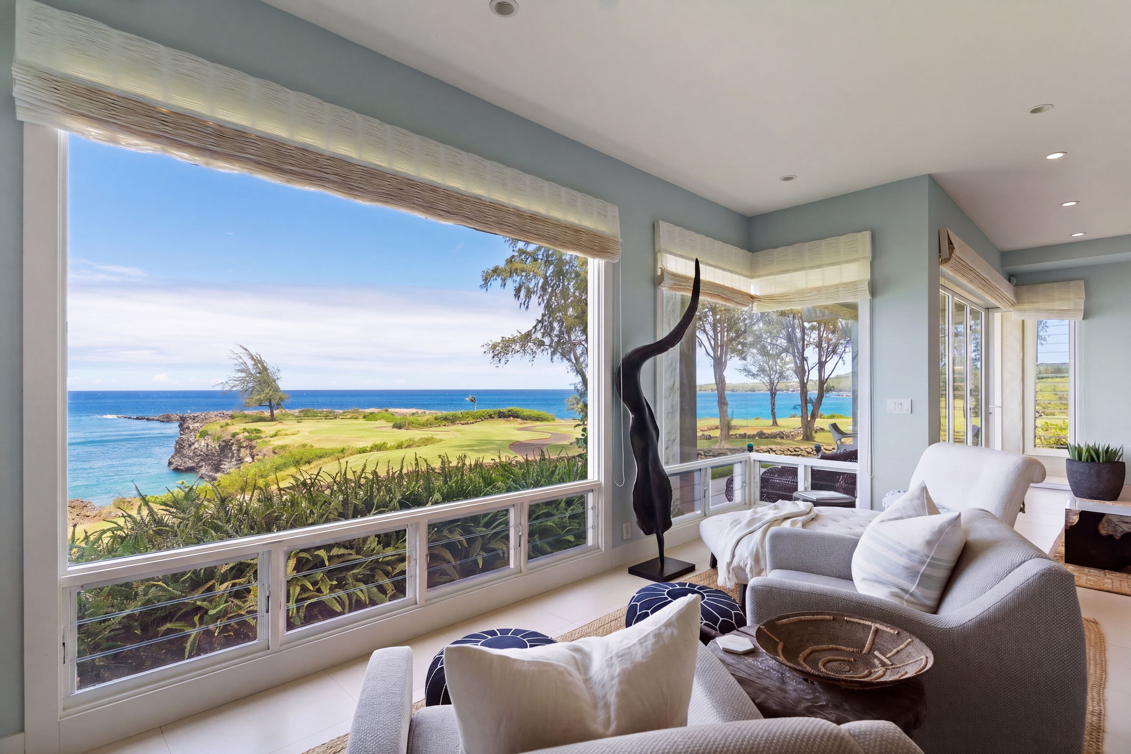 Lahaina, Hawaii, USA — 3-Bed Resort Villa With Golf and Ocean Views 3