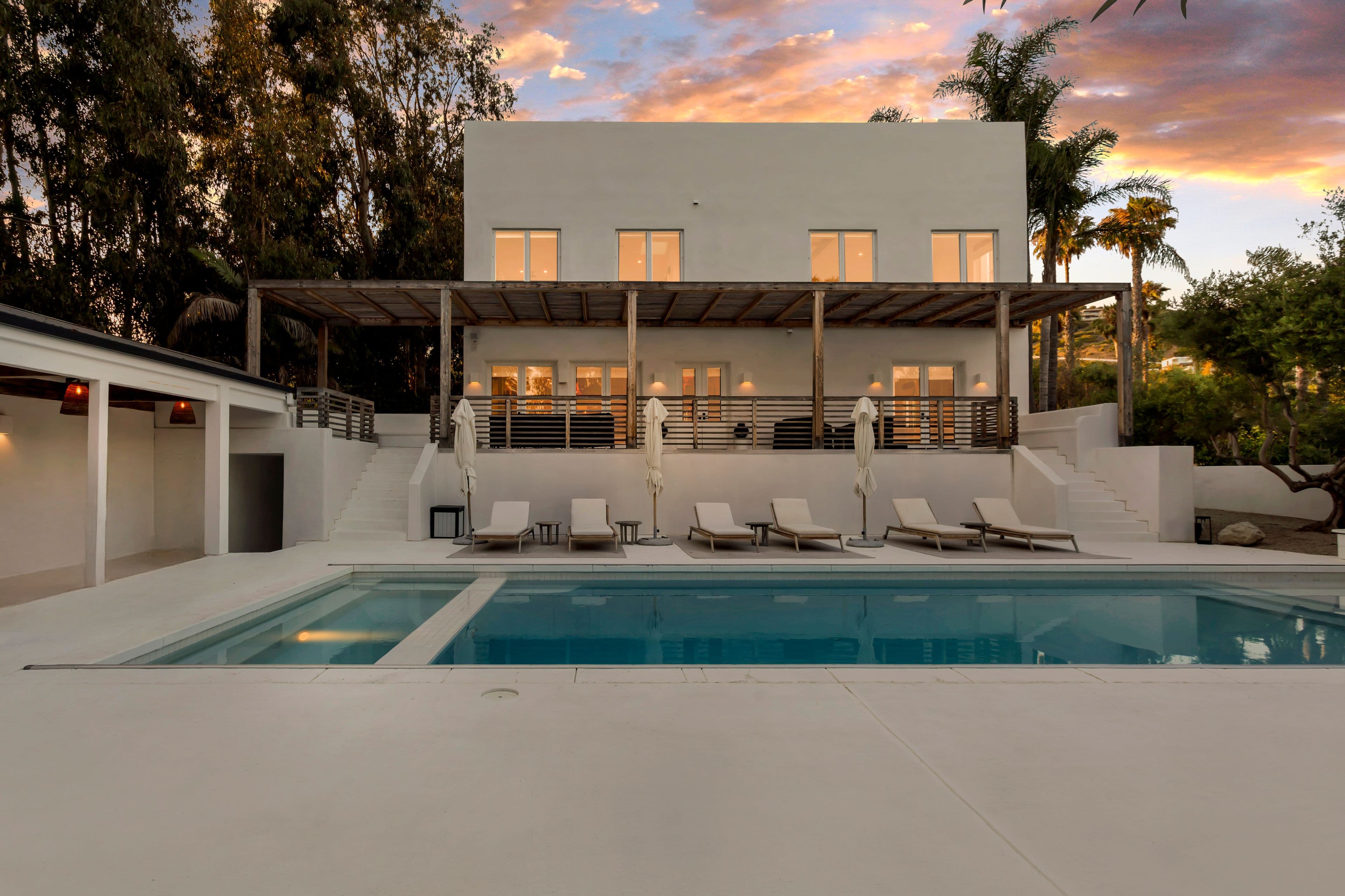 Malibu, California, USA — 7-Bed Estate With Ocean Views & Guest House 3