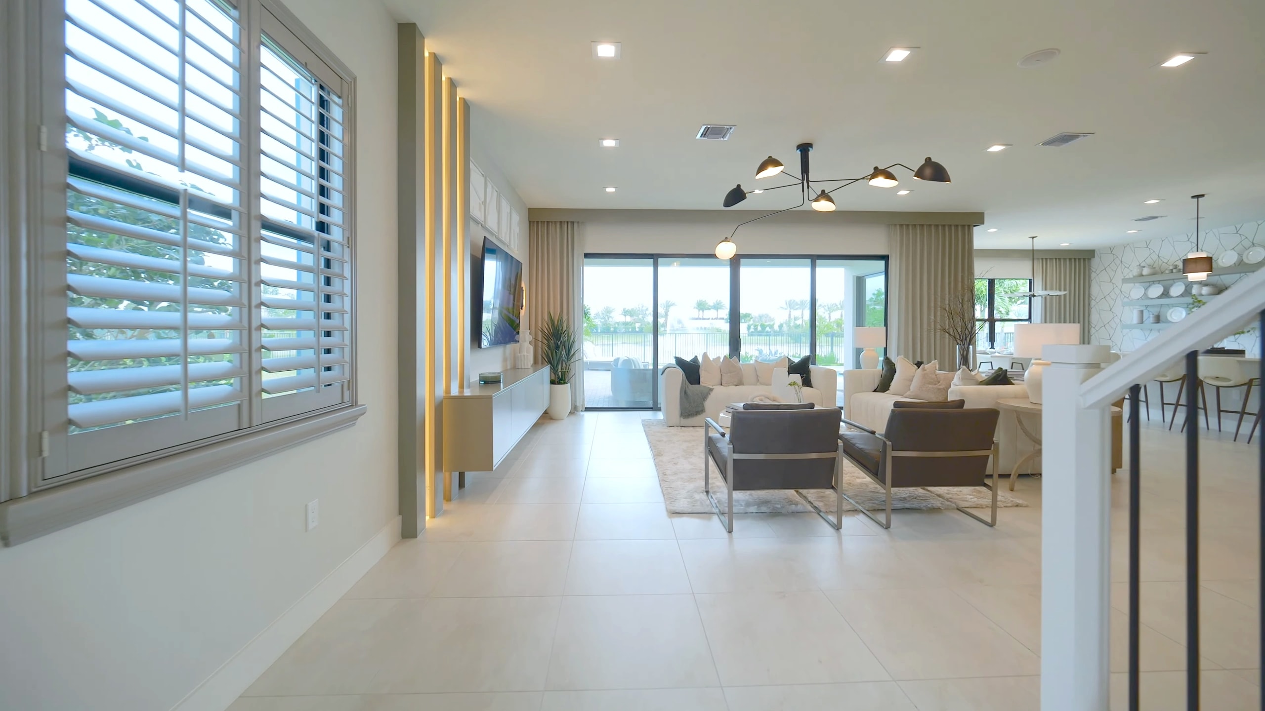Palm Beach Gardens, Florida, USA — Villa med 4 soveværelser, pool og søudsigt 3