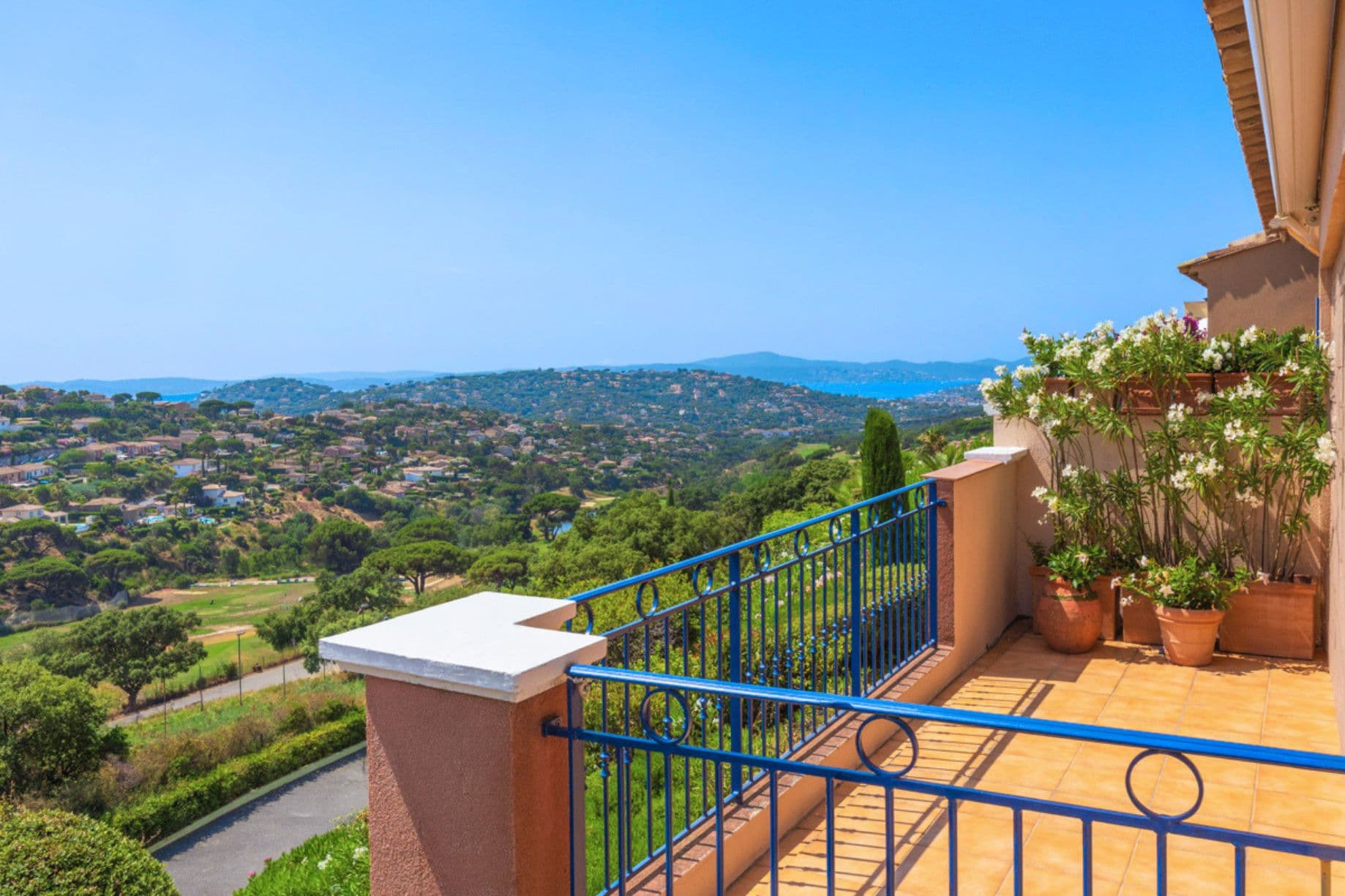 Sainte-Maxime, Côte d'Azur, Frankreich — Penthouse Mit 3 Schlafzimmern Und Blick Auf Den Golf Von Saint-Tropez
