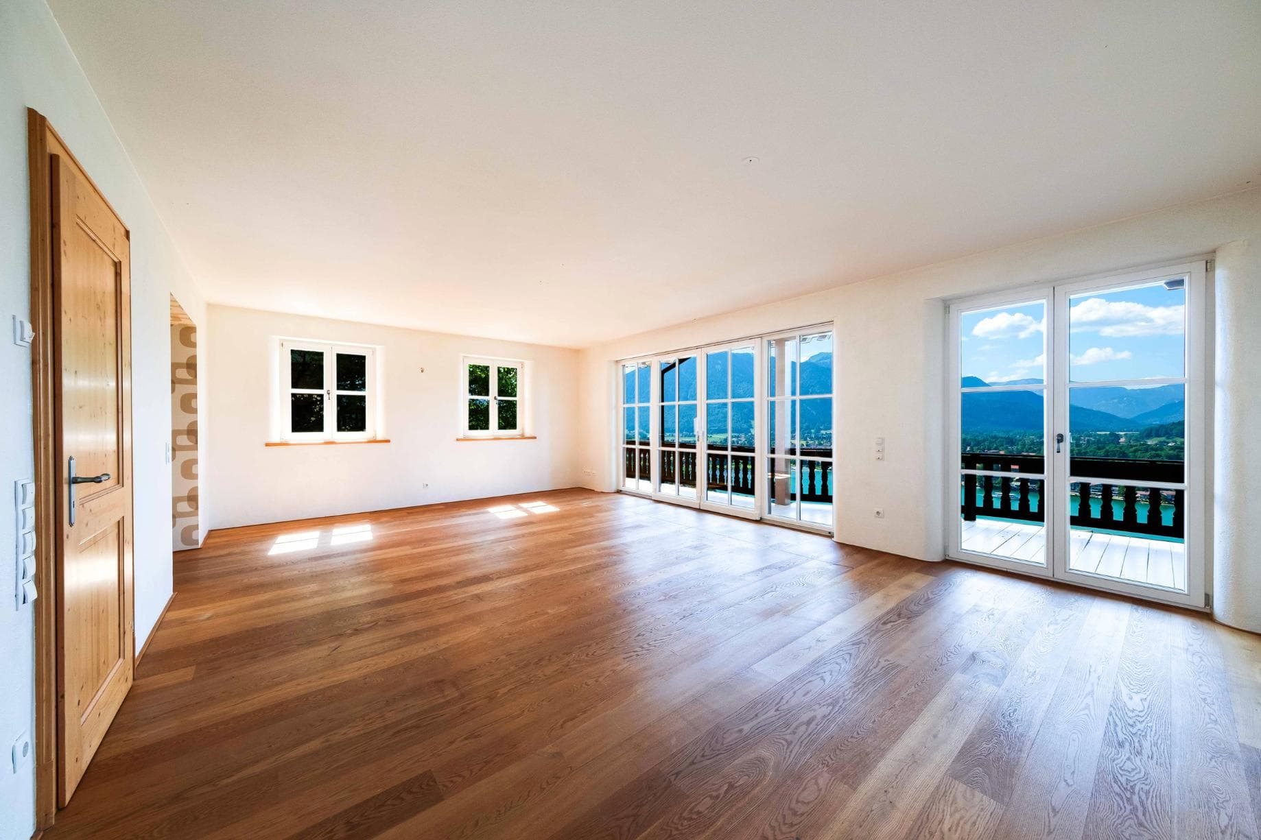 Tegernsee, Bavaria, Germany — 3-Bed Penthouse Maisonette With Panoramic Lake Views — photo 3