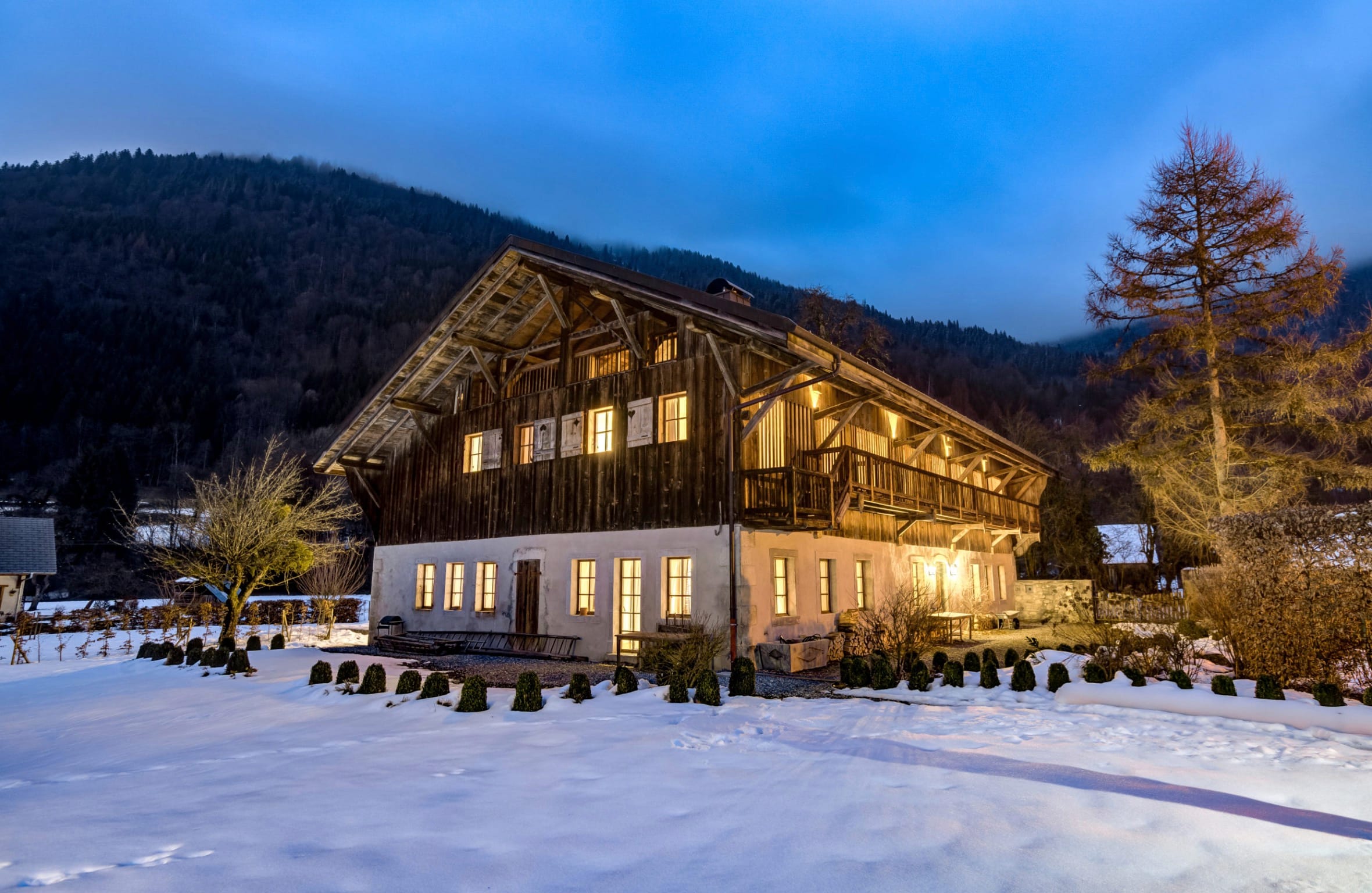 Grand historic 10-bedroom chalet with swedish sauna in Samoens, Grand ...