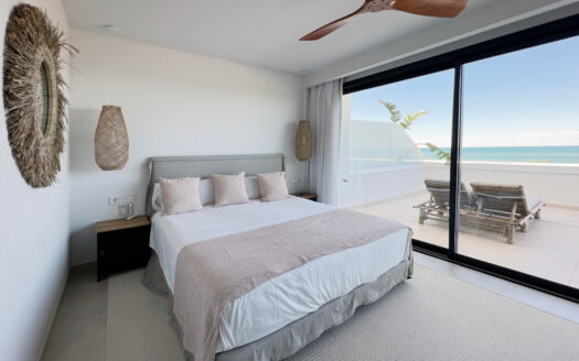 Denia, Costa Blanca | 4-bed penthouse with jacuzzi