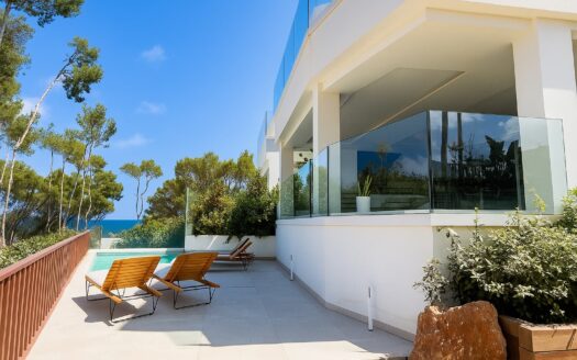 Cala Llenya, Ibiza | 4-bed apartment with private pool