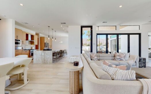 La Quinta, Coachella Valley, California | 4-bed designer villa with pool
