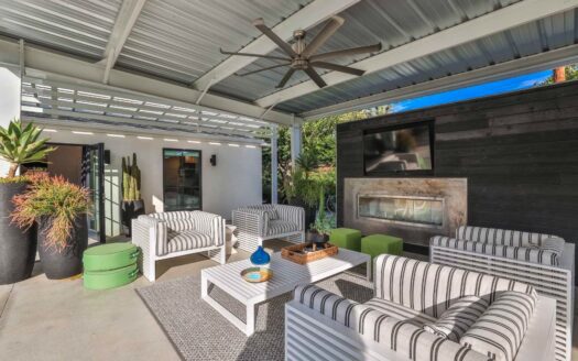 Palm Springs, California | 5-bed villa with pool