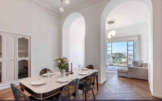 Nice – Bellevue | Classic 3-Bed Residence with sea Views