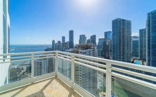 Miami, FL | Brickell Key Bayfront Condo