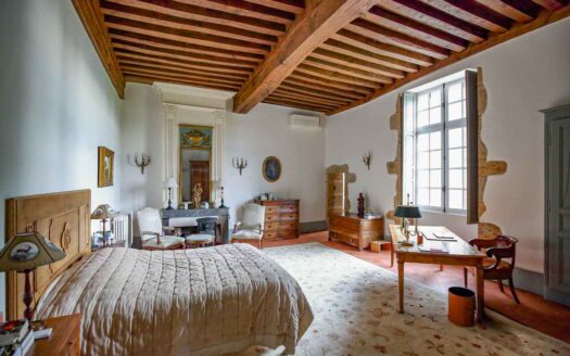 Beaune, Burgundy | Restored 17th-Century Château