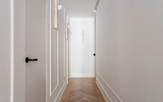 Madrid | 3-Bedroom Luxury Apartment in Justicia Central Neighbourhood