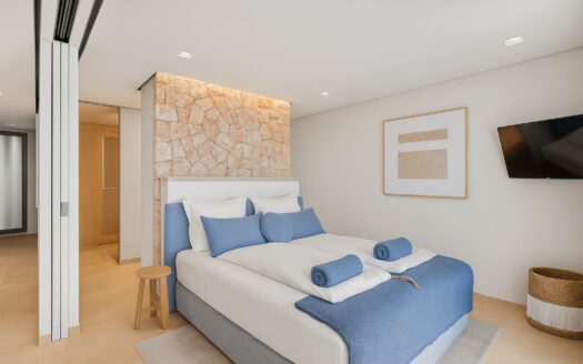 Ibiza – Playa d’en Bossa Luxury Apartment with Sea Views