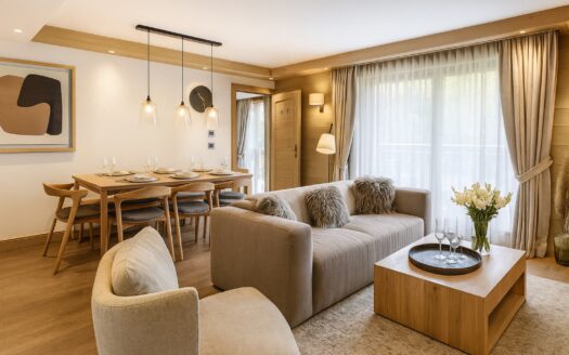 Les Gets | New-Build 4-Bed Apartment With Balcony & Spa Access