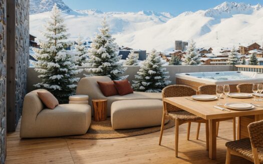 Tignes | Ski-In/Ski-Out 5-Bed Apartment With Extensive Terrace With Hot Tub
