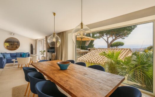Cannes Californie Pézou | Semi-Detached Home with Sea & City Views