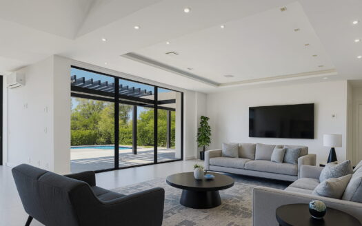 Albufeira | 4-Bed New-Build Villa with Roof Terrace, Heated Pool, Sauna, Close to the Beach