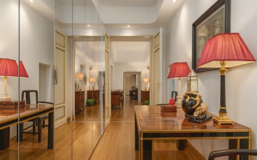 Florence | Central Grand Palazzo Residence