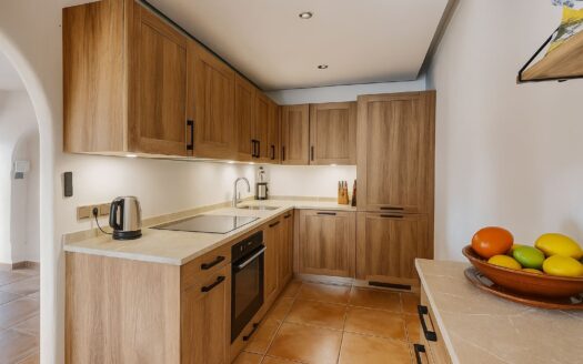 Mallorca Port d’Andratx | 2 Bed Terrace Apartment, Tramuntana Views & Shared Pool