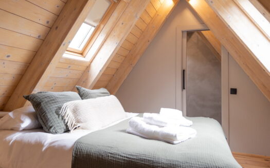 Baqueira Arties | 4 Bed Chalet, Mountain & River Views