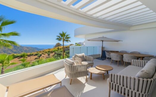 Marbella Hills, Costa Del Sol | 2 Bed Terrace Apartment, Sea Views, Pools, Wellness Area
