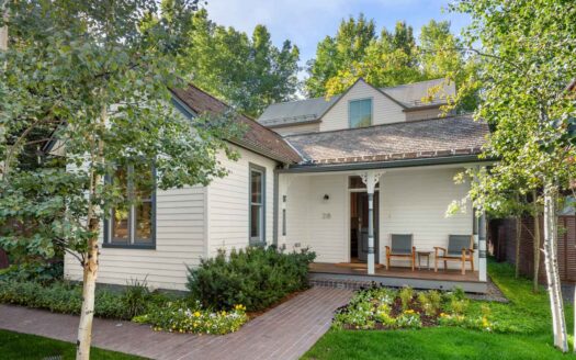 Aspen, Colorado | 3-Bed Chalet Smuggler Grove