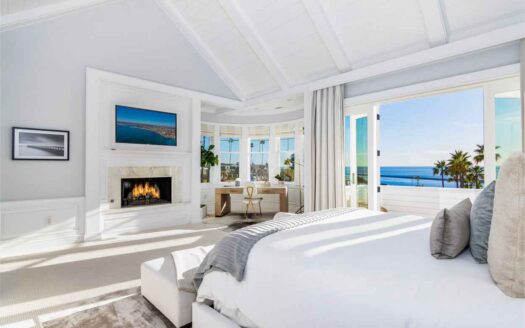 Corona Del Mar, Newport Beach California | 4-Bed Chalet Ocean Boulevard
