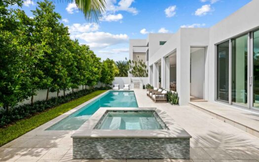 Delray Beach, Florida | 5-Bed Chalet Oceanfront