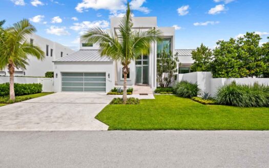 Delray Beach, Florida | 5-Bed Chalet Oceanfront