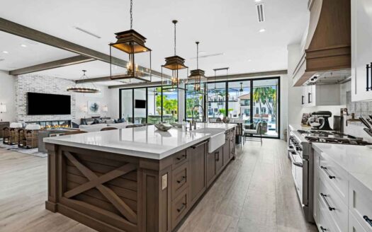 Fort Lauderdale, Florida | 4-Bed Chalet With Private Dock