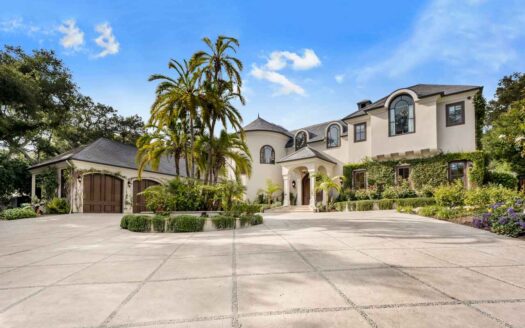 Montecito, California | 6-Bed Estate With Pool