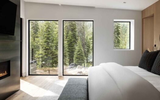 Lake Tahoe, Olympic Valley California | 5-Bed Chalet With Spacious Luxury