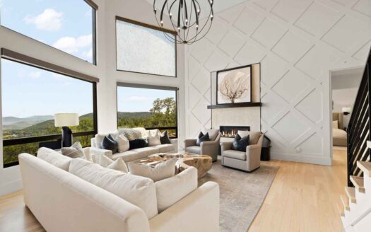 Park City, Utah | 6-Bed Chalet With Fire Pit