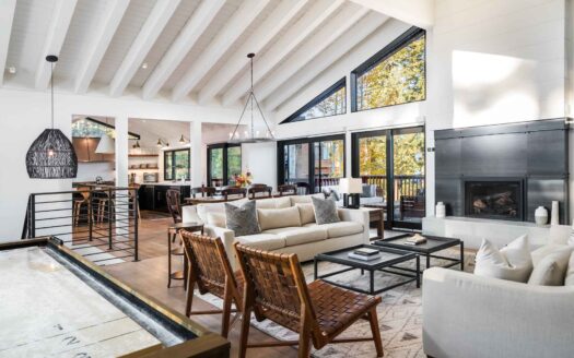 Lake Tahoe, Tahoe City California | 4-Bed Chalet In Tahoe City