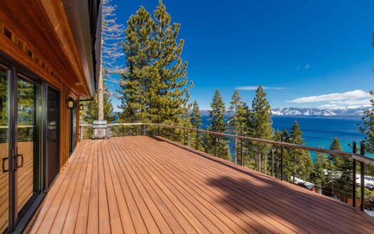 Lake Tahoe, Tahoma California | 4-Bed Chalet With Lake Shore Access