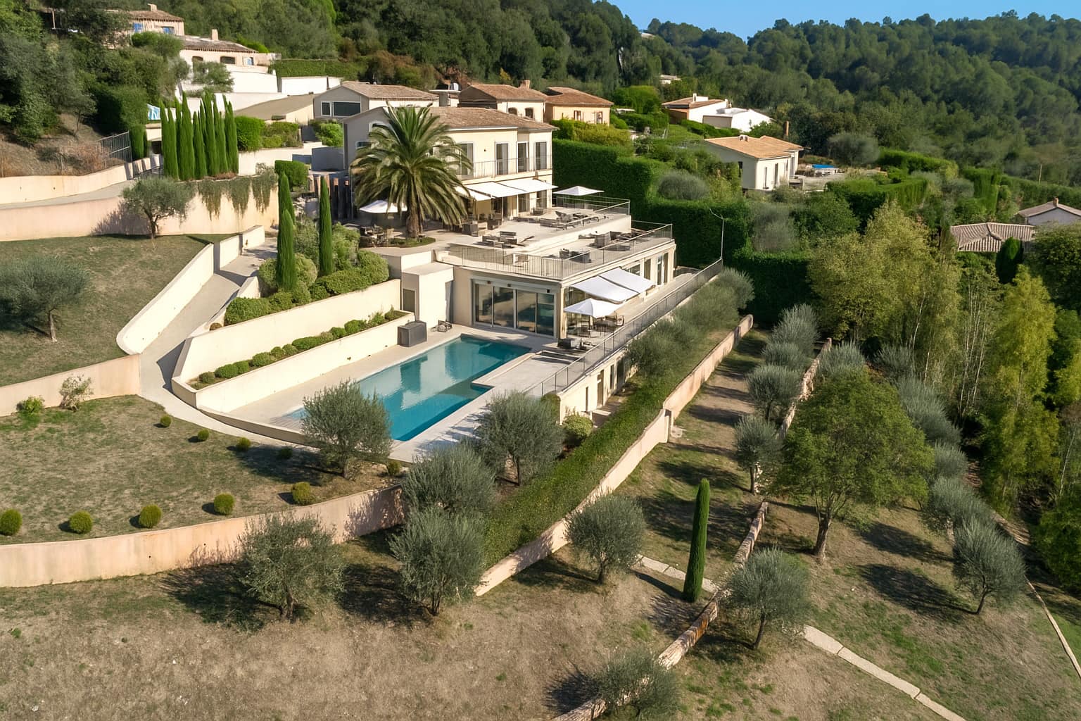 Mougins _ 7-Bed Villa with Pool and Views of Esterel Mounts