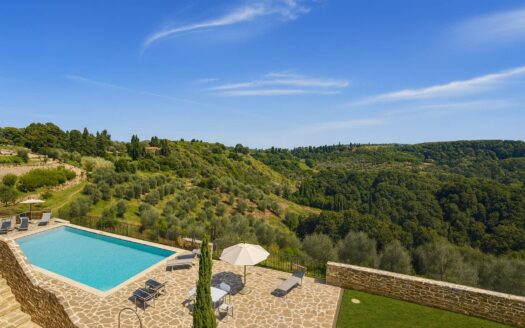 Tuscany Castelfalfi | 2-bedroom maisonette with panoramic views and pool