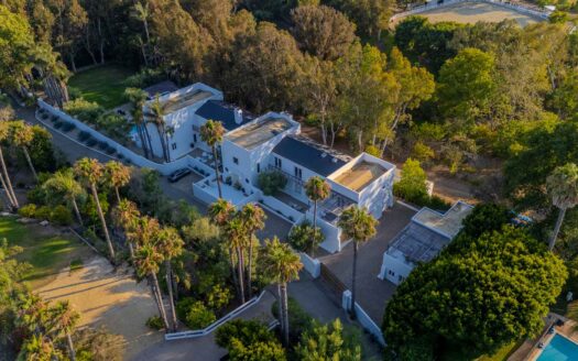 Central Malibu California | 7 Bed Designer Estate With Guest House, Pool & Spa, Ocean Views