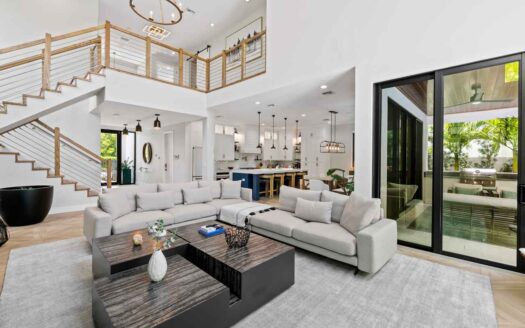 Fort Lauderdale, Florida | 4-Bed Chalet With Plunge Pool