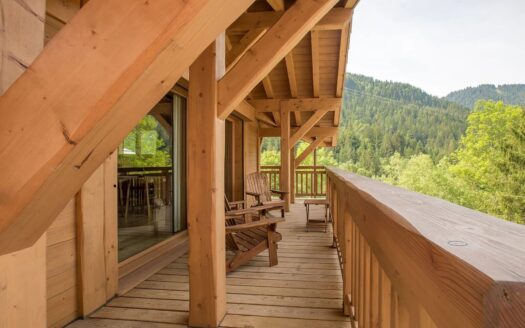 Morzine, French Alps | 6-bed chalet with views and jacuzzi